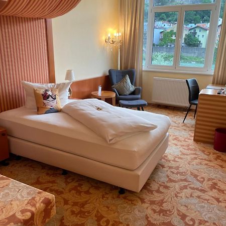 Hotel Burgblick Hochburg-Ach ภายนอก รูปภาพ
