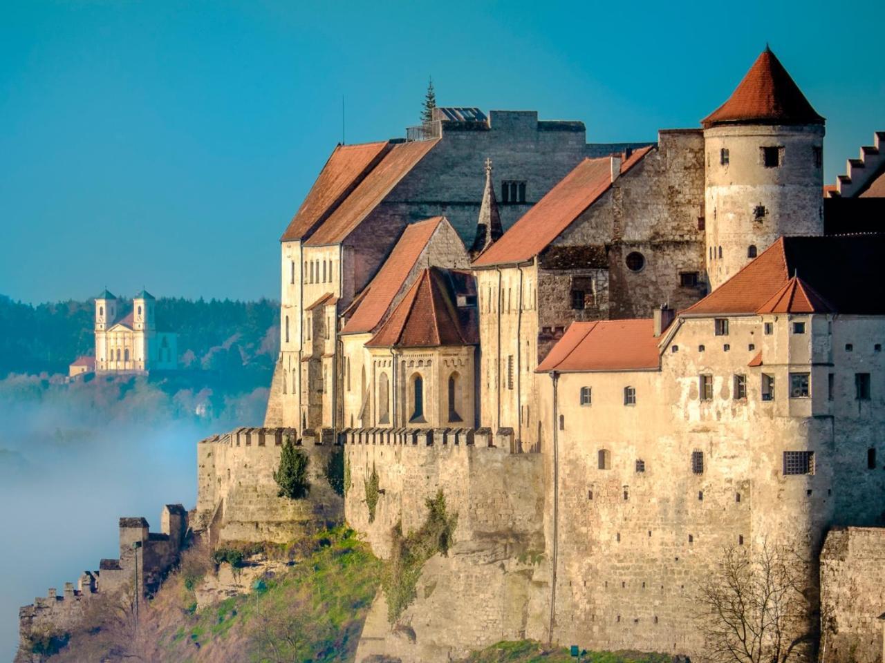 Hotel Burgblick Hochburg-Ach ภายนอก รูปภาพ