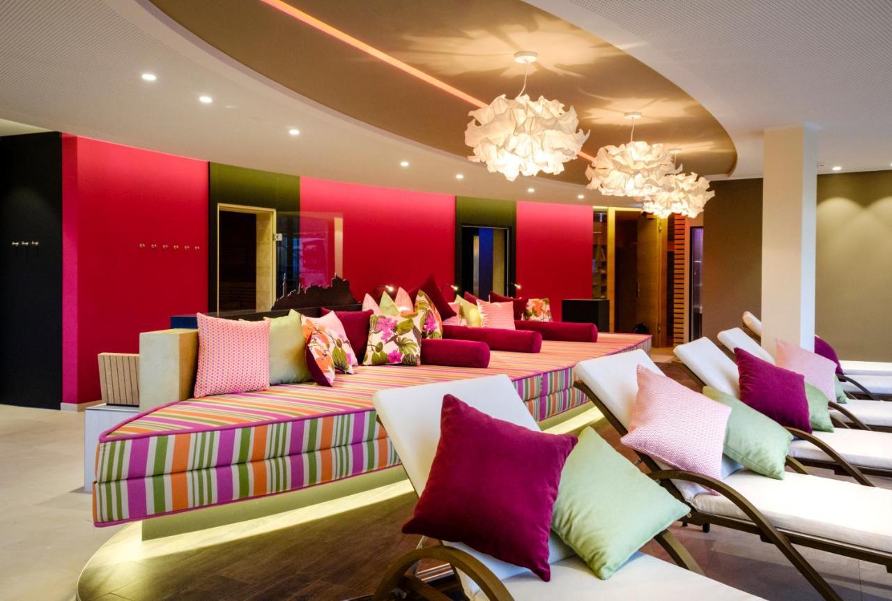 Hotel Burgblick Hochburg-Ach ภายนอก รูปภาพ