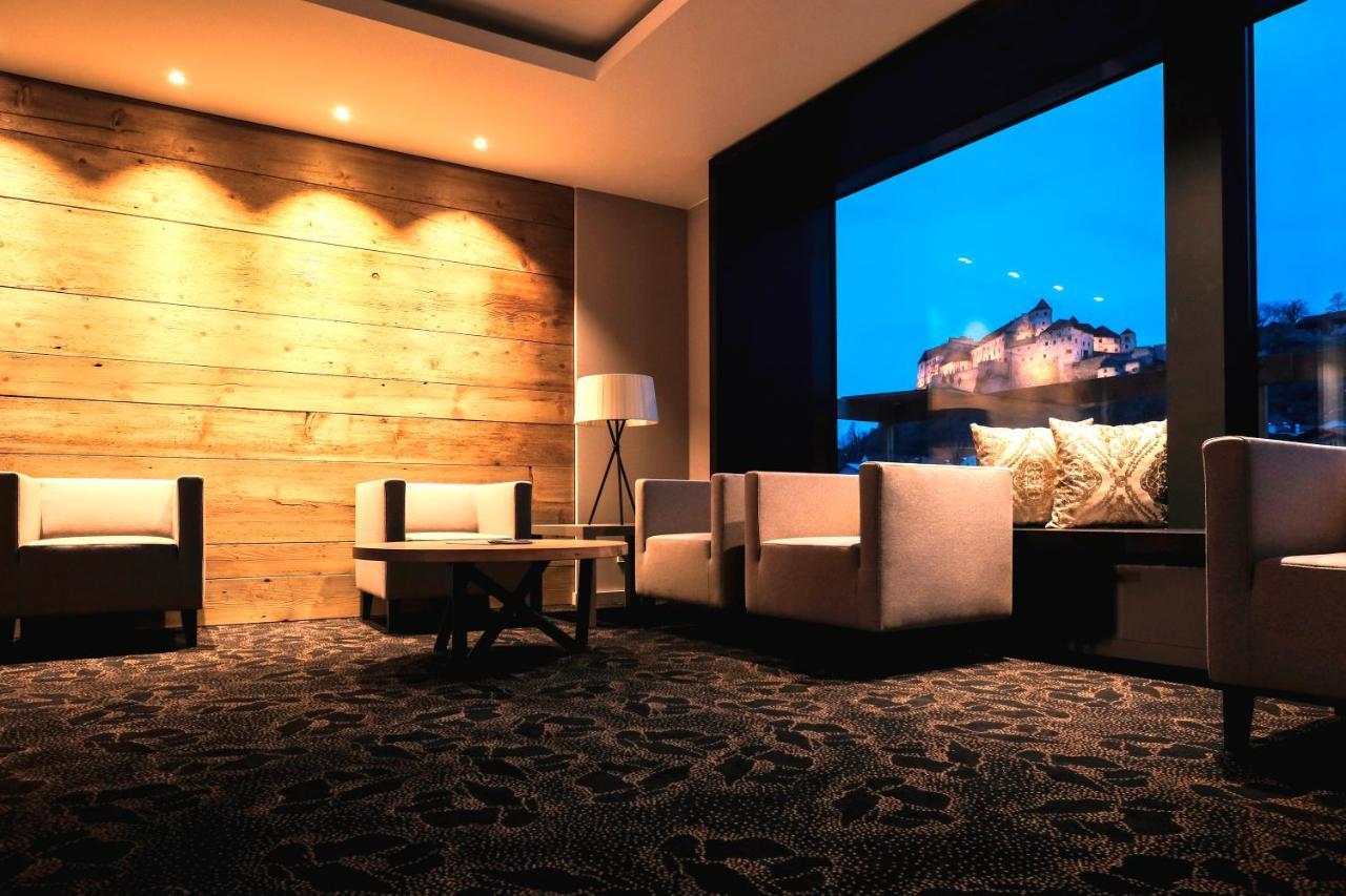 Hotel Burgblick Hochburg-Ach ภายนอก รูปภาพ