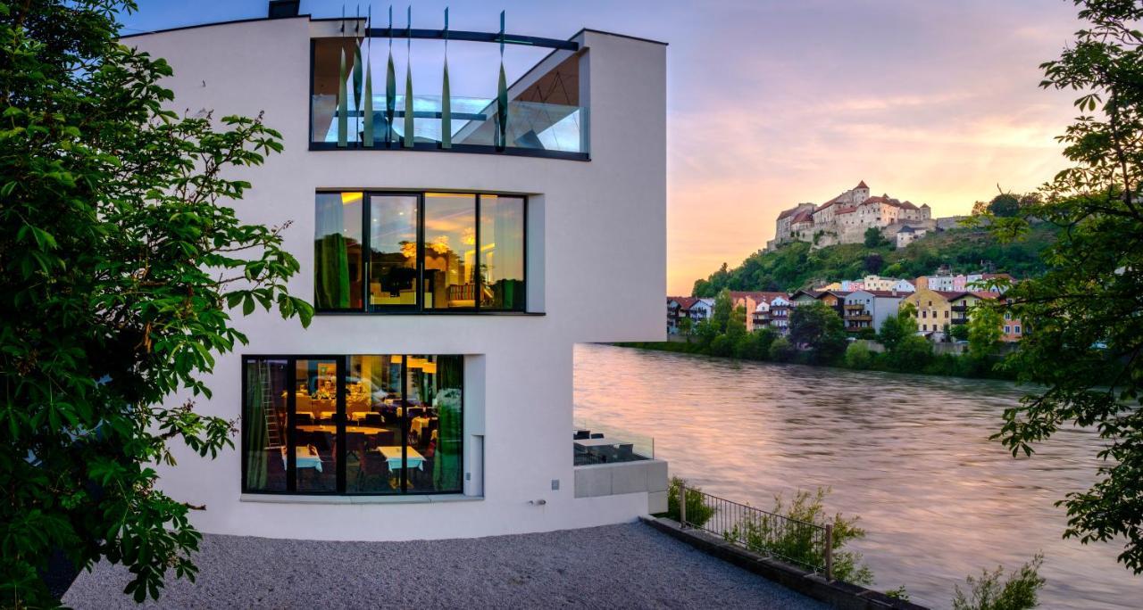 Hotel Burgblick Hochburg-Ach ภายนอก รูปภาพ