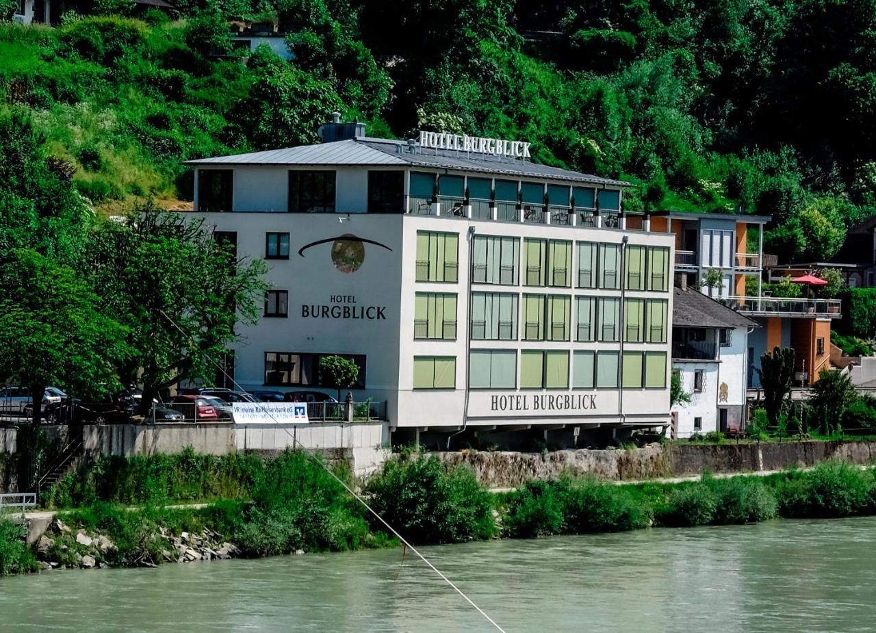 Hotel Burgblick Hochburg-Ach ภายนอก รูปภาพ